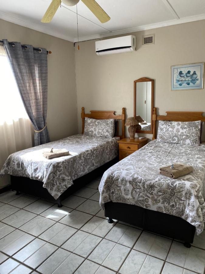 Acquila Guest House Дурбан Экстерьер фото